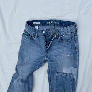 GapKids Size 7 Distressed jeans with factory distressed design and patches